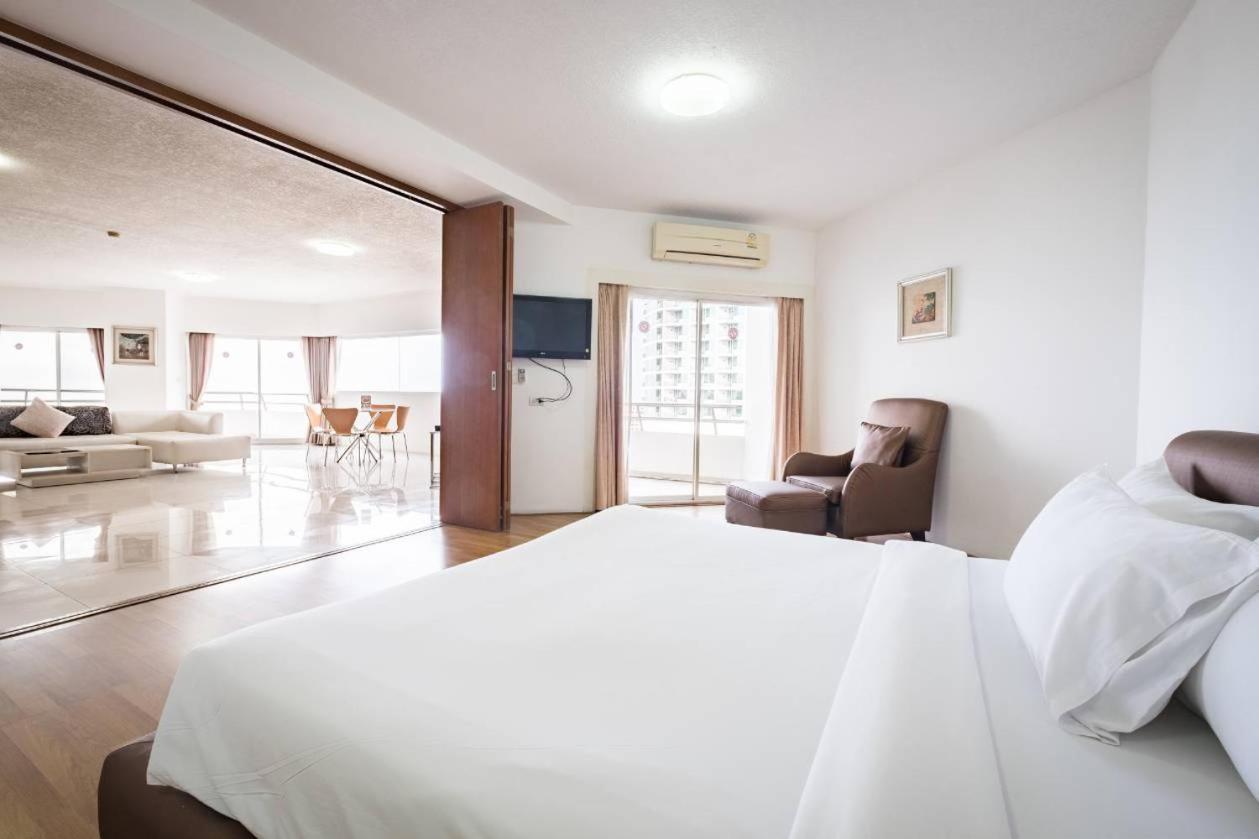 Markland Seaside Pattaya Esterno foto